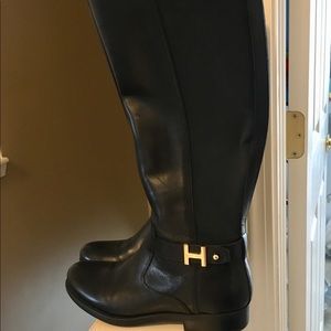Tommy Hilfiger leather boots nice boots !!!